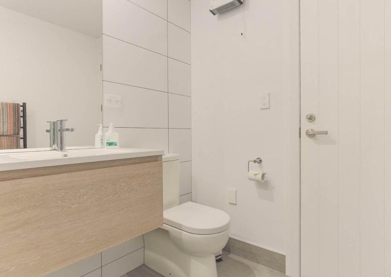 The White Room واناكا المظهر الخارجي الصورة